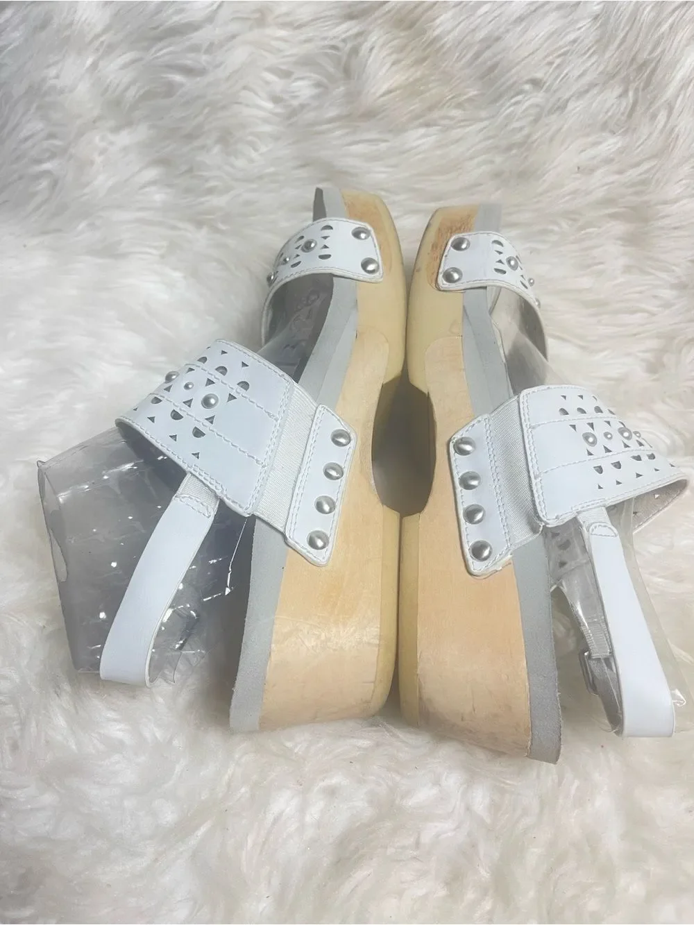 Earth White Pine Toba leather white Perforated Studded Wedge Sandals